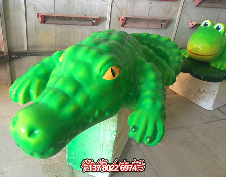 玻璃鋼鱷魚雕塑,為游樂場(chǎng)裝飾添彩 玻璃鋼鱷魚雕塑,為游樂場(chǎng)裝飾添彩