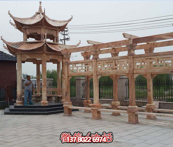 美麗的花崗巖長廊，沐浴在精致的雕刻藝術中