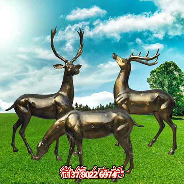 仿銅梅花鹿雕塑，裝點玻璃鋼園林